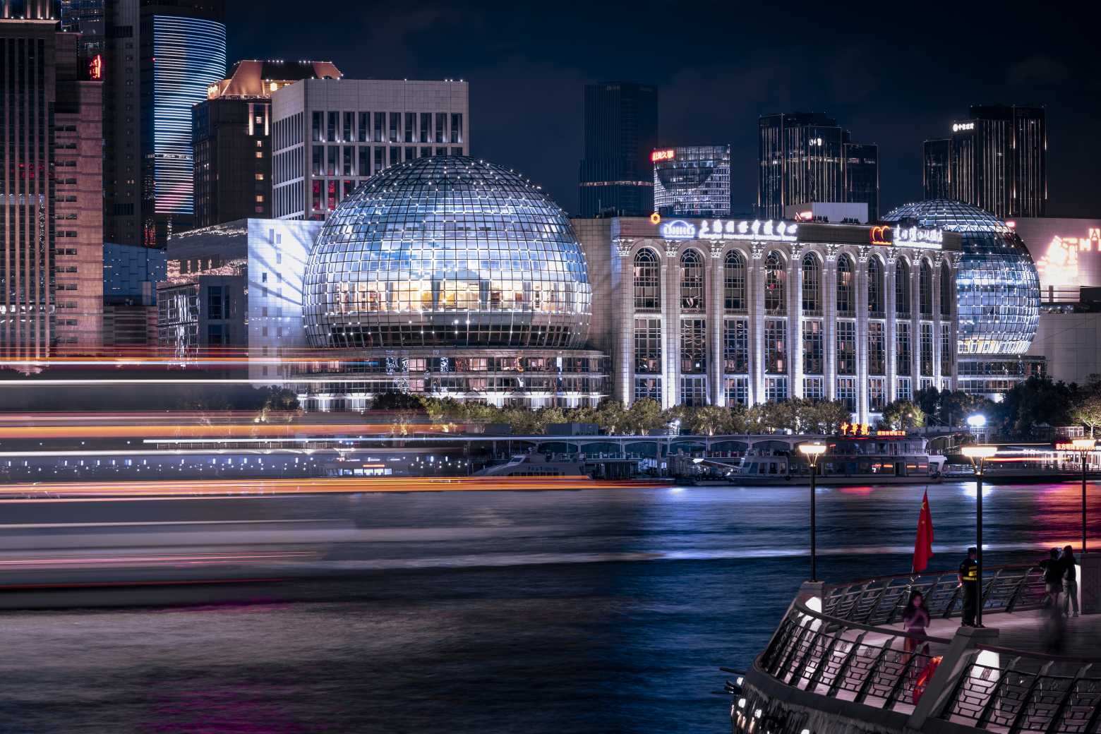 楼宇自控厂家，智能化建筑，市场需求，技术创新，挑战前景