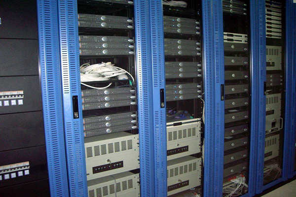 楼宇自动化系统一种新颖的布线方式！(图1)