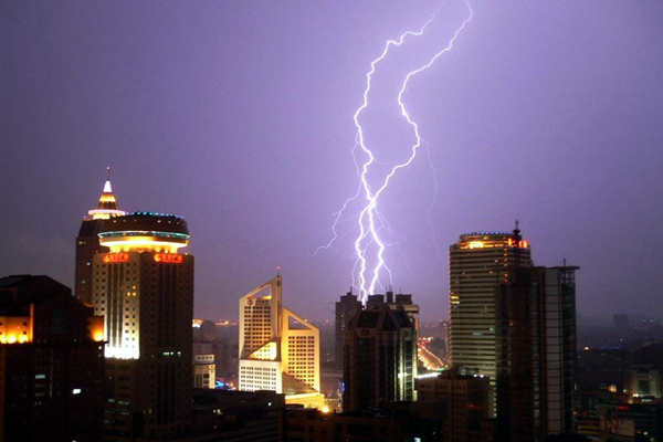 楼宇自控系统的雷电防护！(图1)